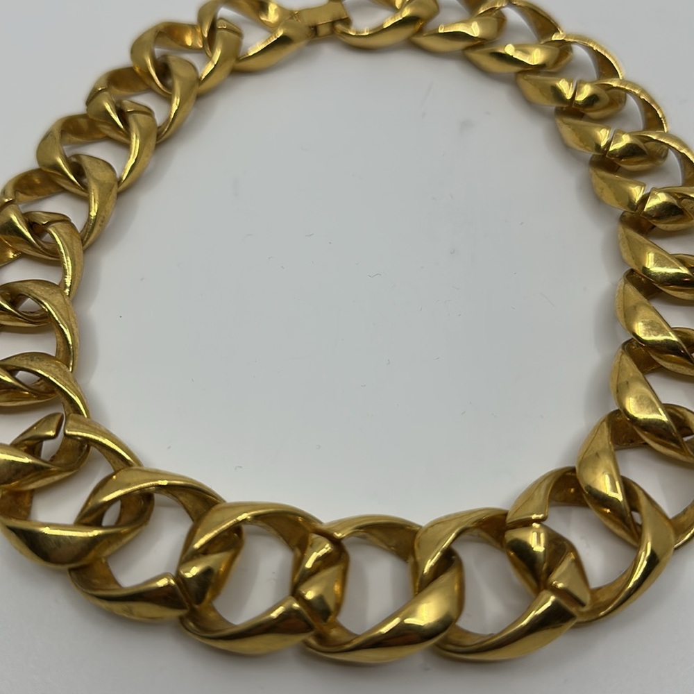 Heavy goldtone statement link necklace - Picture 7 of 10